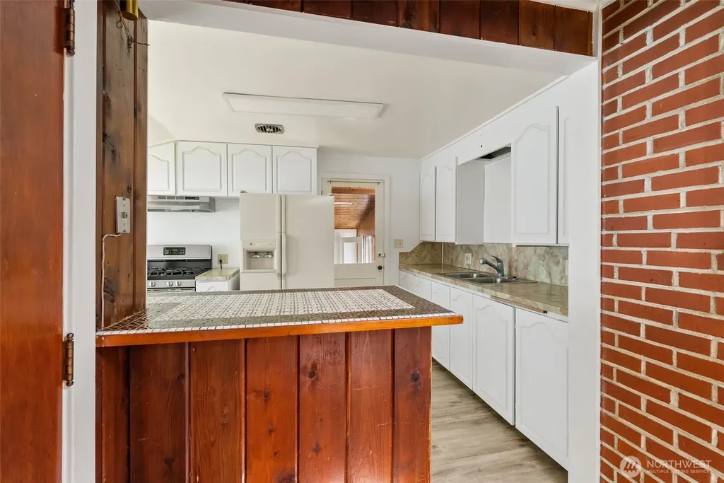 2705 Hidden Cove Lane NW Olympia WA 98502