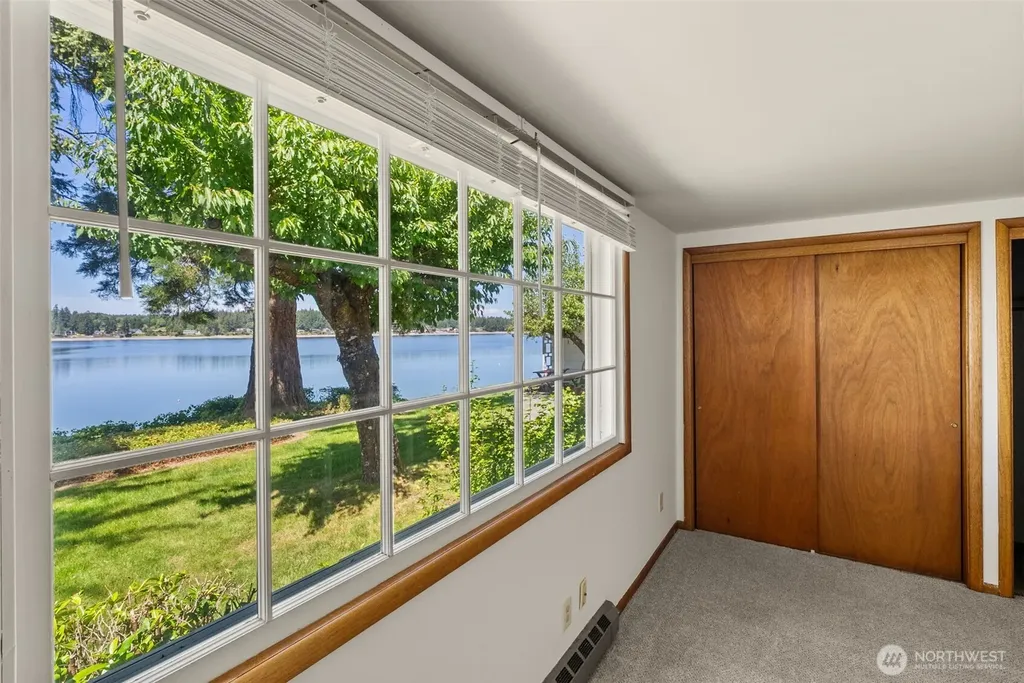 2705 Hidden Cove Lane NW Olympia WA 98502