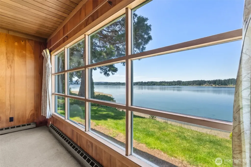 2705 Hidden Cove Lane NW Olympia WA 98502