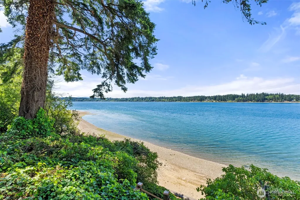 2705 Hidden Cove Lane NW Olympia WA 98502