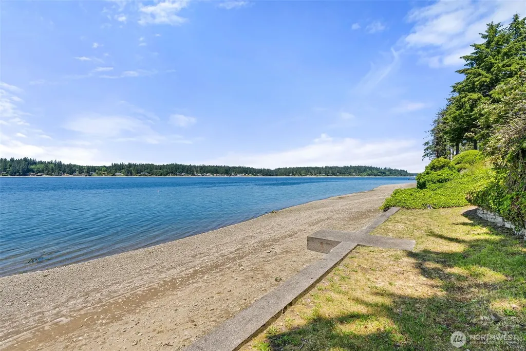 2705 Hidden Cove Lane NW Olympia WA 98502