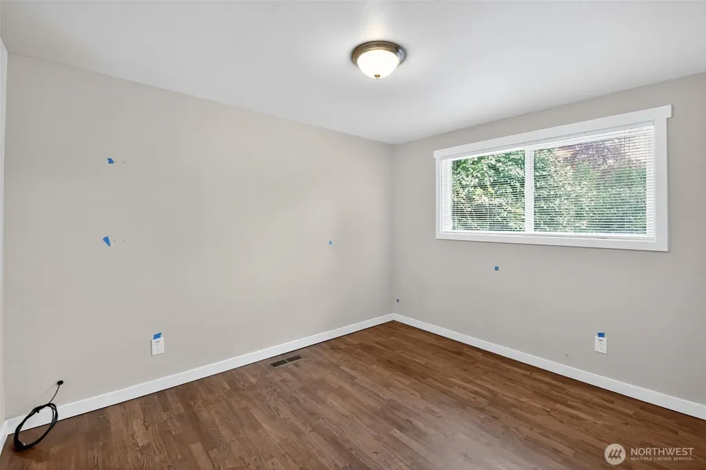 30548 5th Avenue SW Federal Way WA 98023