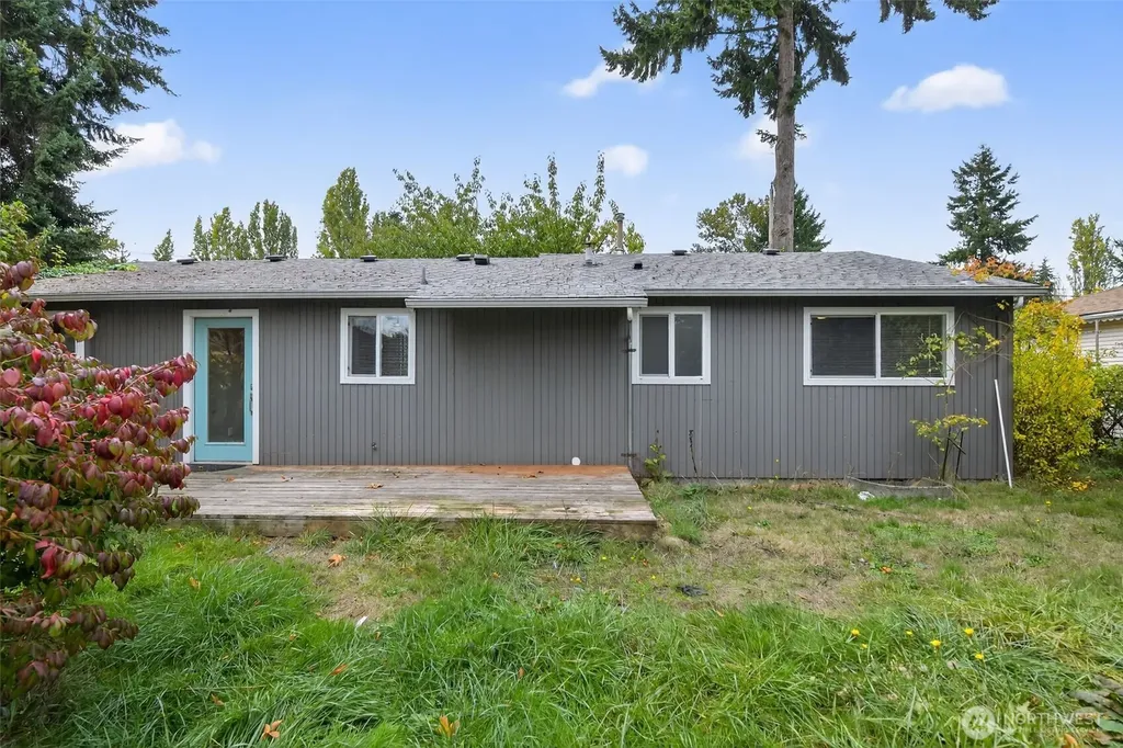 30548 5th Avenue SW Federal Way WA 98023