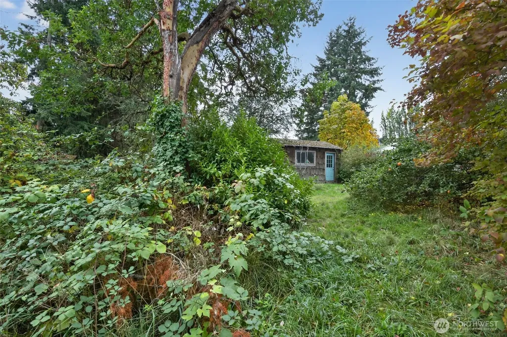 30548 5th Avenue SW Federal Way WA 98023