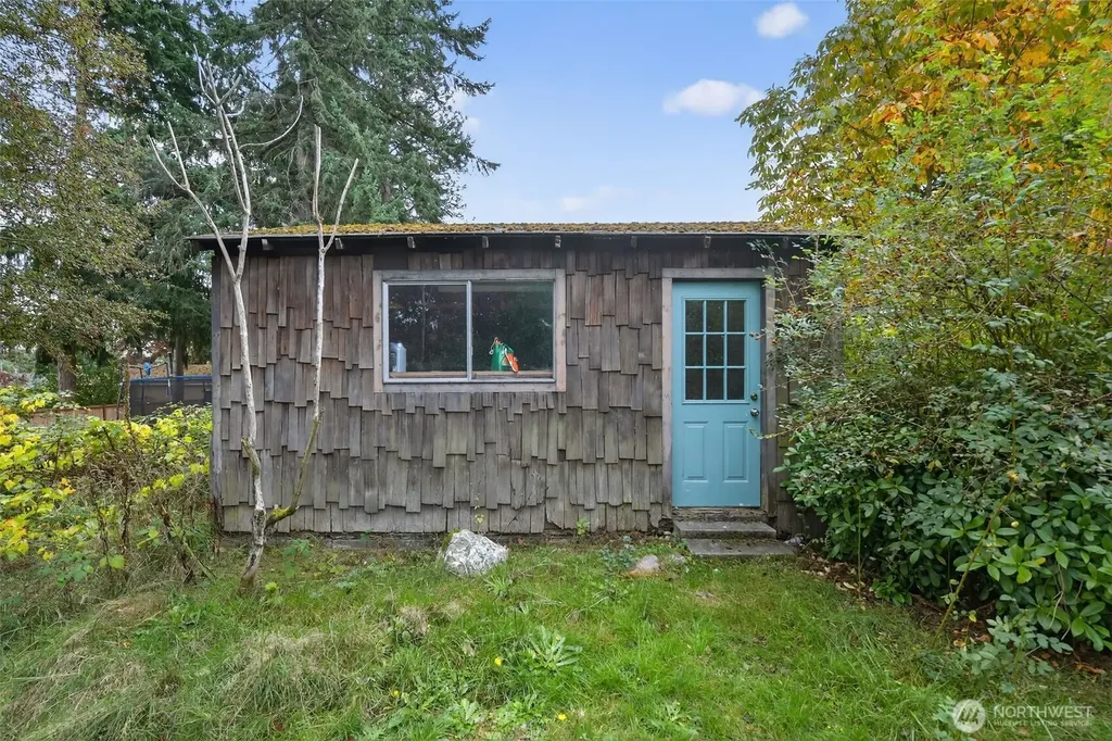 30548 5th Avenue SW Federal Way WA 98023