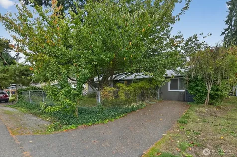 30548 5th Avenue SW Federal Way WA 98023