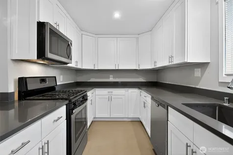 30548 5th Avenue SW Federal Way WA 98023