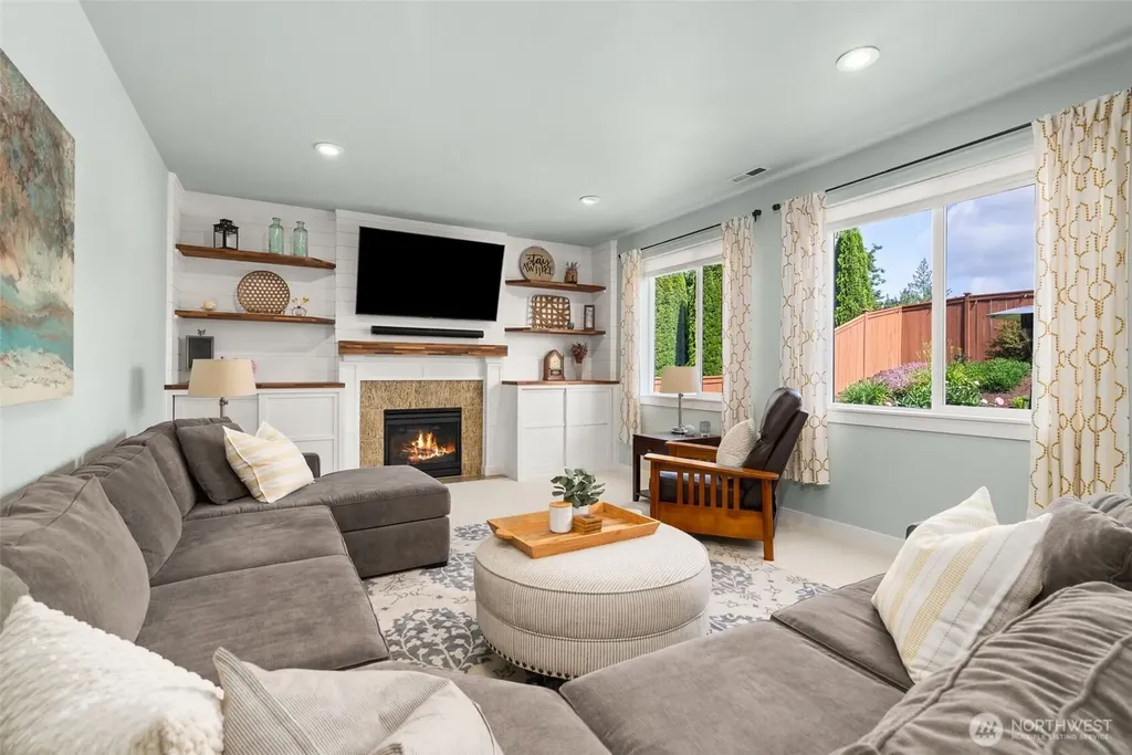 3307 Highlands Boulevard Puyallup WA 98372