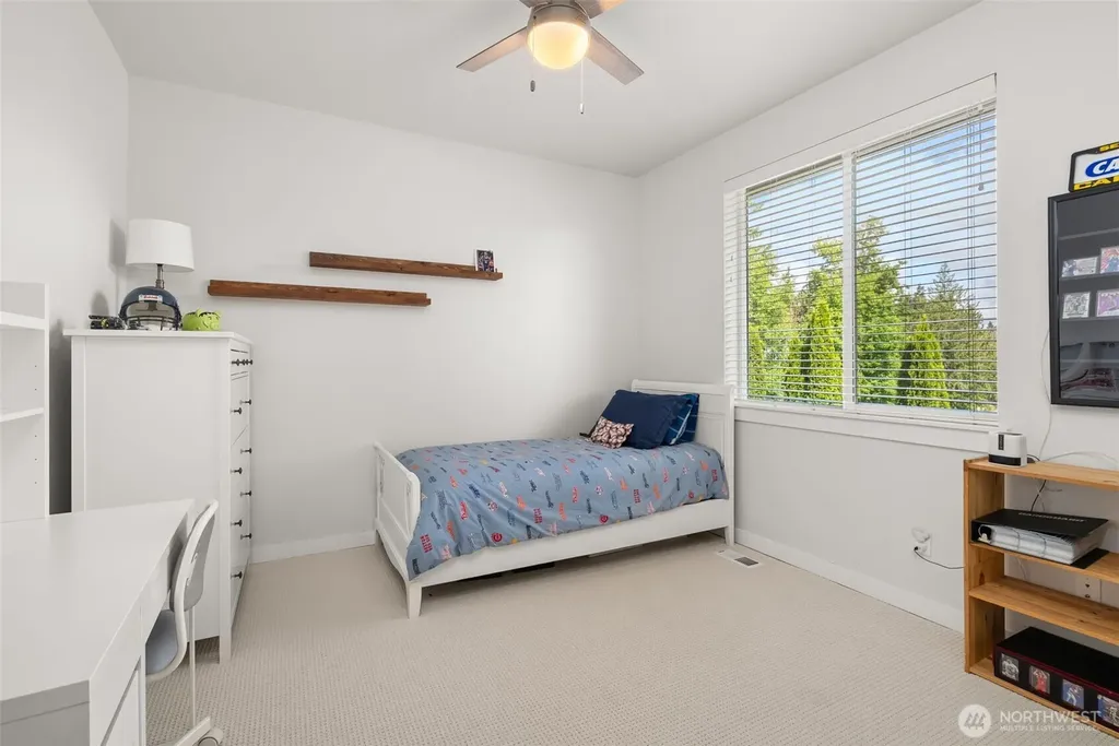 3307 Highlands Boulevard Puyallup WA 98372