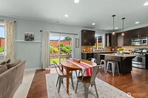 3307 Highlands Boulevard Puyallup WA 98372