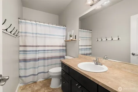 3307 Highlands Boulevard Puyallup WA 98372