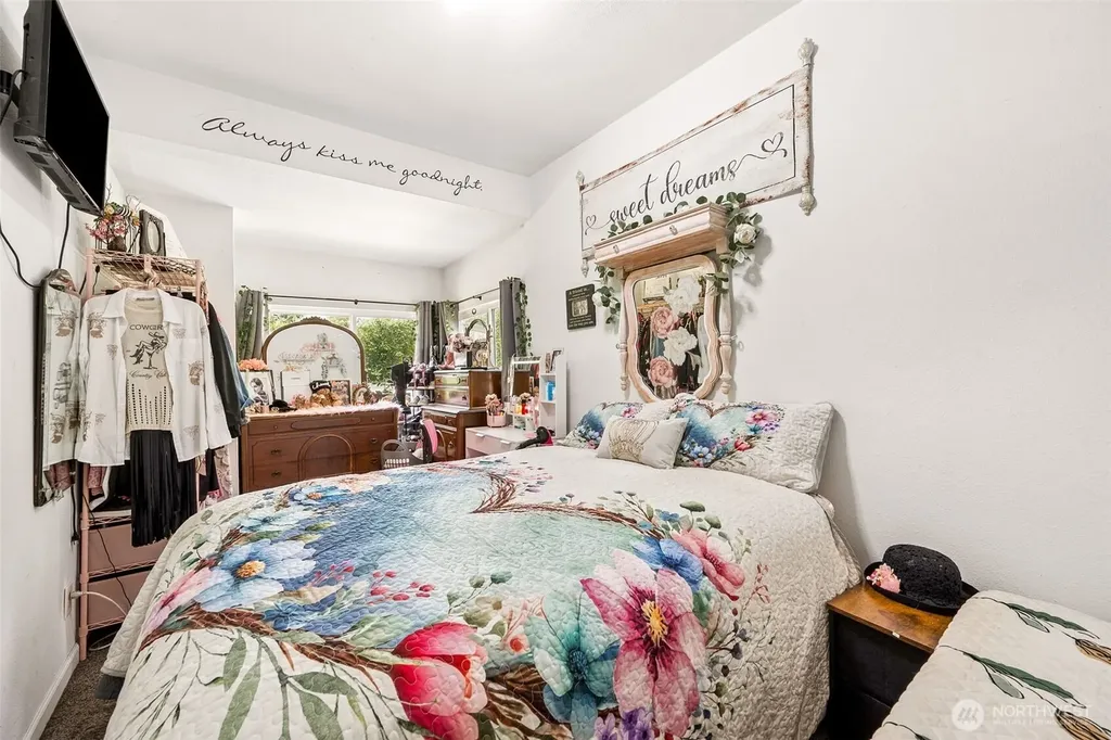 8512 Driftwood Lane Castle Rock WA 98611