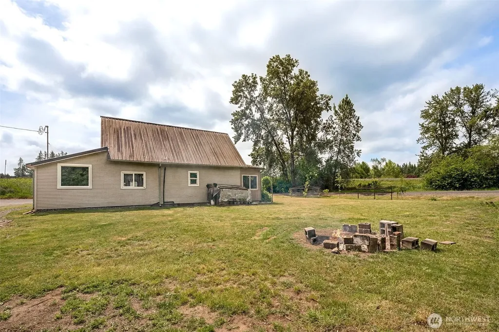 8512 Driftwood Lane Castle Rock WA 98611