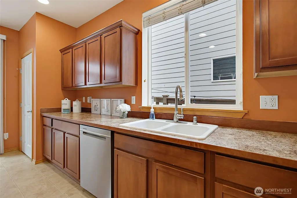31004 133rd Avenue SE Auburn WA 98092
