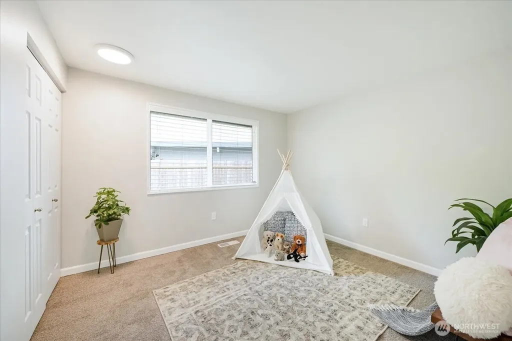 313 88th Street SE Everett WA 98208
