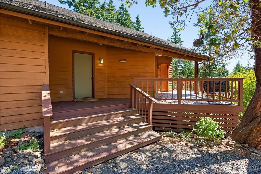 100 Quail Crossing Road Friday Harbor WA 98250