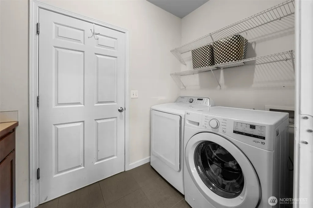 8206 70th Avenue Ct E Puyallup WA 98371