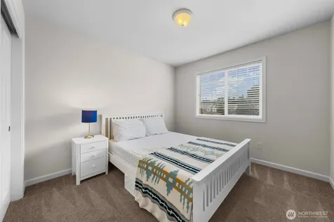 8206 70th Avenue Ct E Puyallup WA 98371