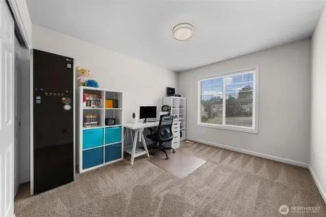 8206 70th Avenue Ct E Puyallup WA 98371