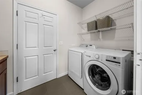 8206 70th Avenue Ct E Puyallup WA 98371
