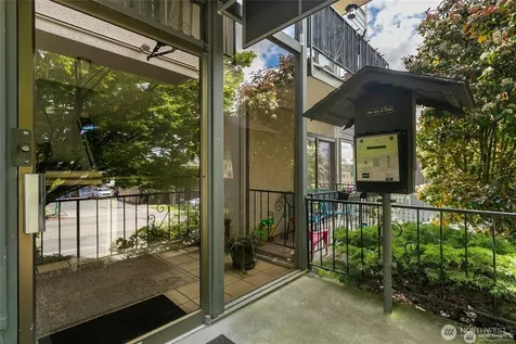 6110 24th Avenue NW Seattle WA 98107