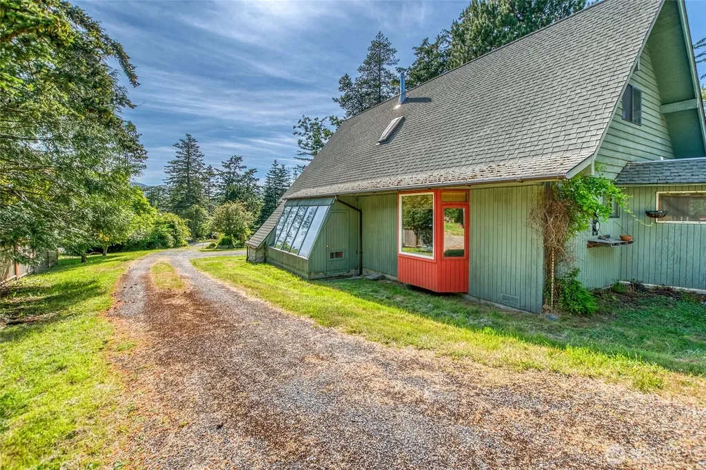 127 Montgomery Lane Orcas Island WA 98245
