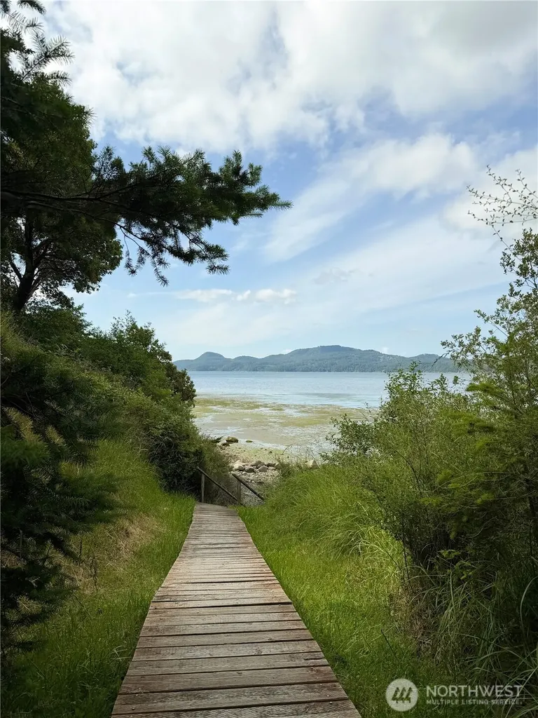 127 Montgomery Lane Orcas Island WA 98245