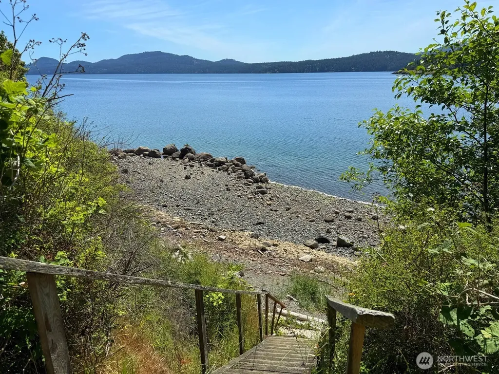 127 Montgomery Lane Orcas Island WA 98245