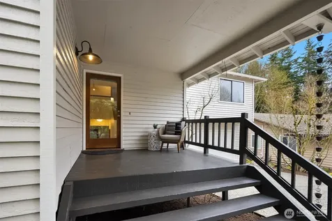 10622 184th Avenue NE Redmond WA 98052