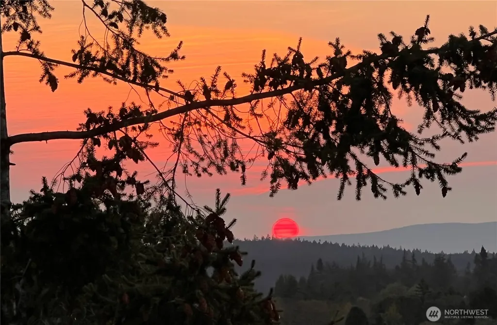 2020 Kansas Avenue Anacortes WA 98221
