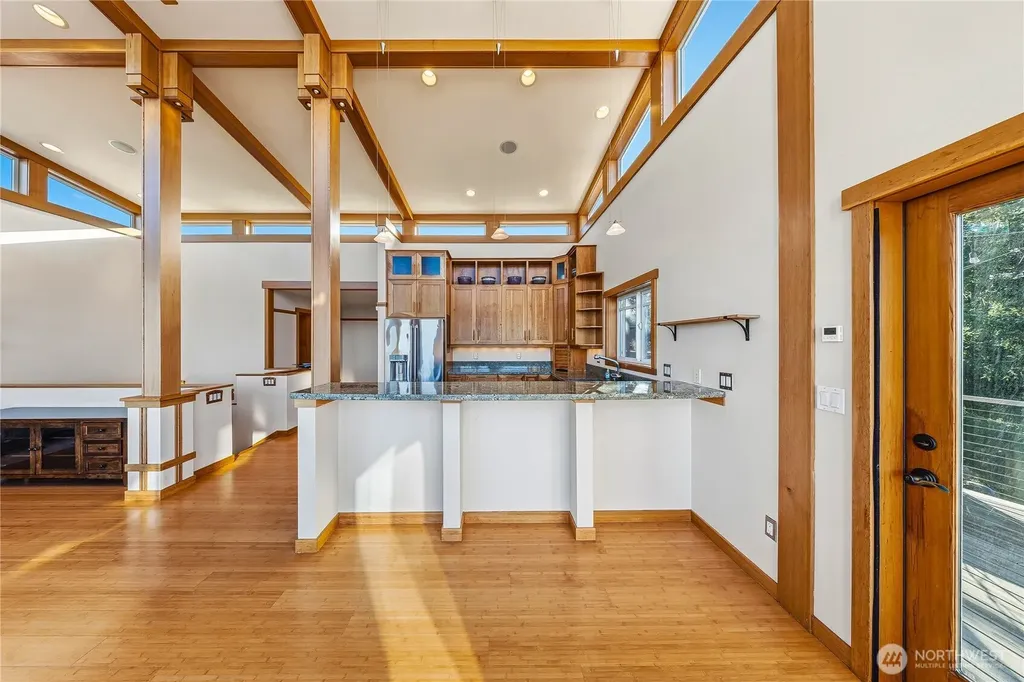 2020 Kansas Avenue Anacortes WA 98221