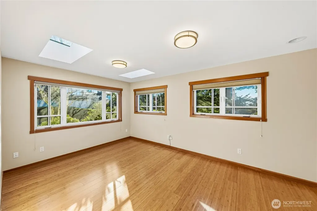 2020 Kansas Avenue Anacortes WA 98221