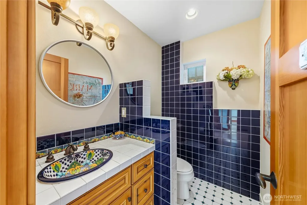 2020 Kansas Avenue Anacortes WA 98221