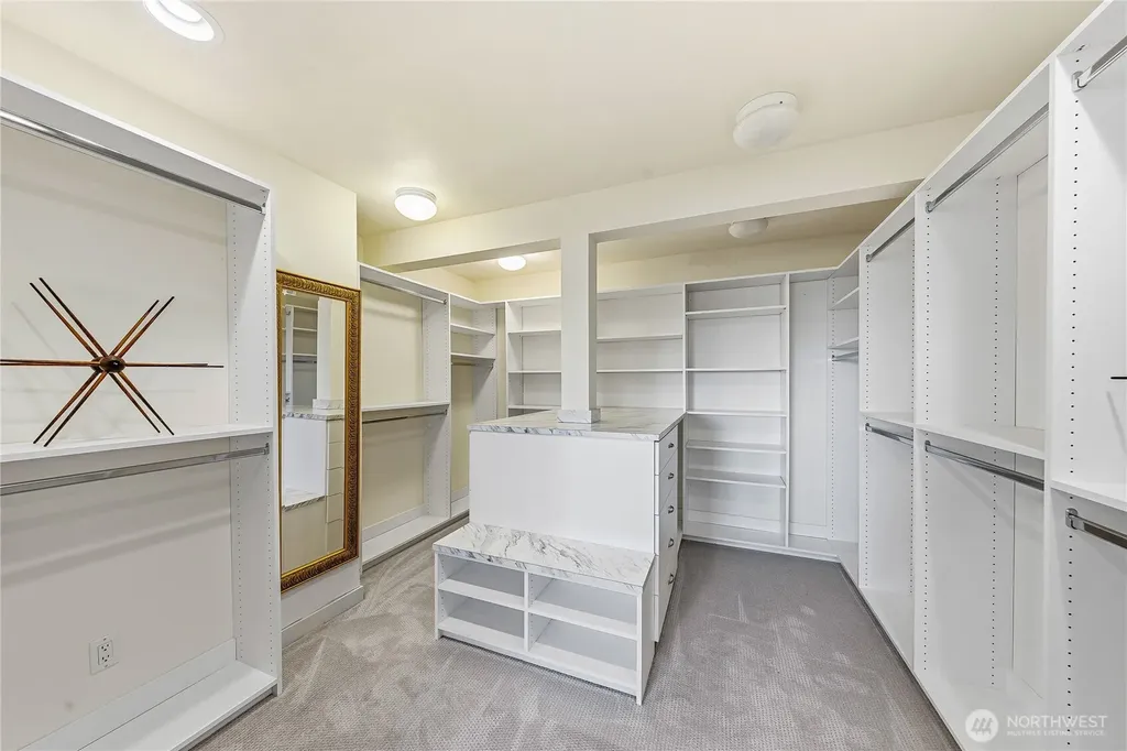 2020 Kansas Avenue Anacortes WA 98221