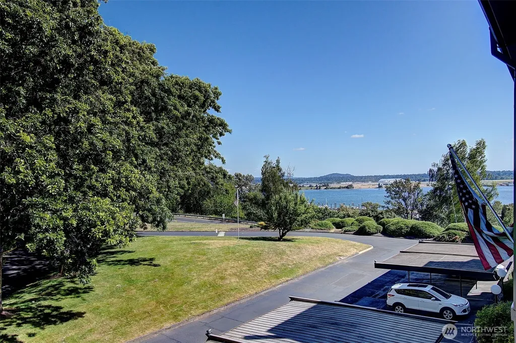 5585 E Evergreen Boulevard Vancouver WA 98661