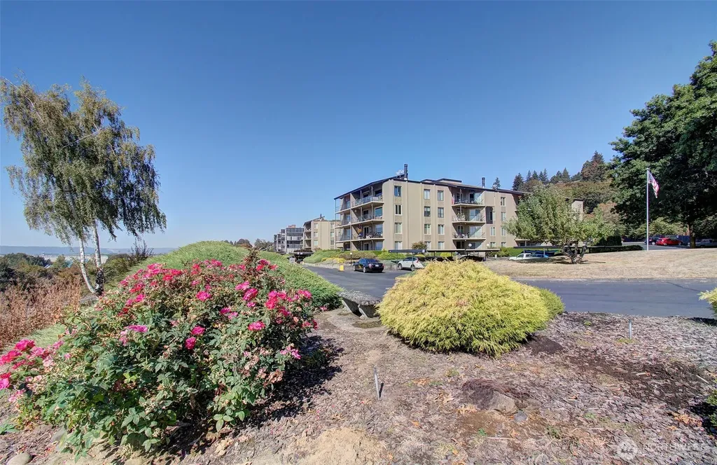5585 E Evergreen Boulevard Vancouver WA 98661