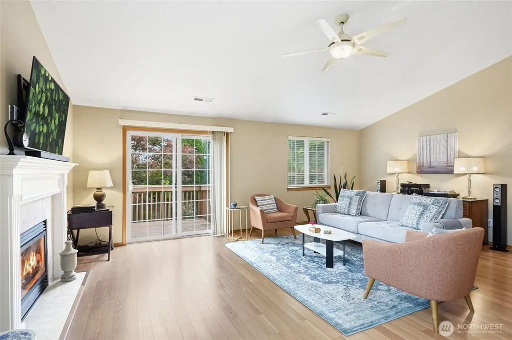 4645 L Street Washougal WA 98671