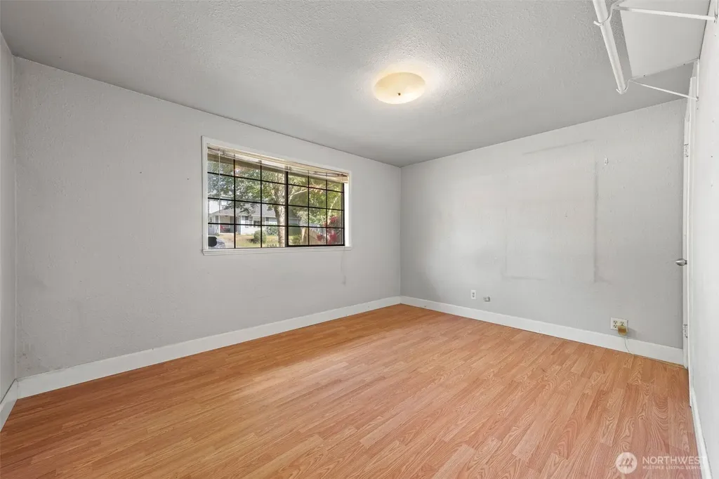 11419 Crestwood Drive S Seattle WA 98178