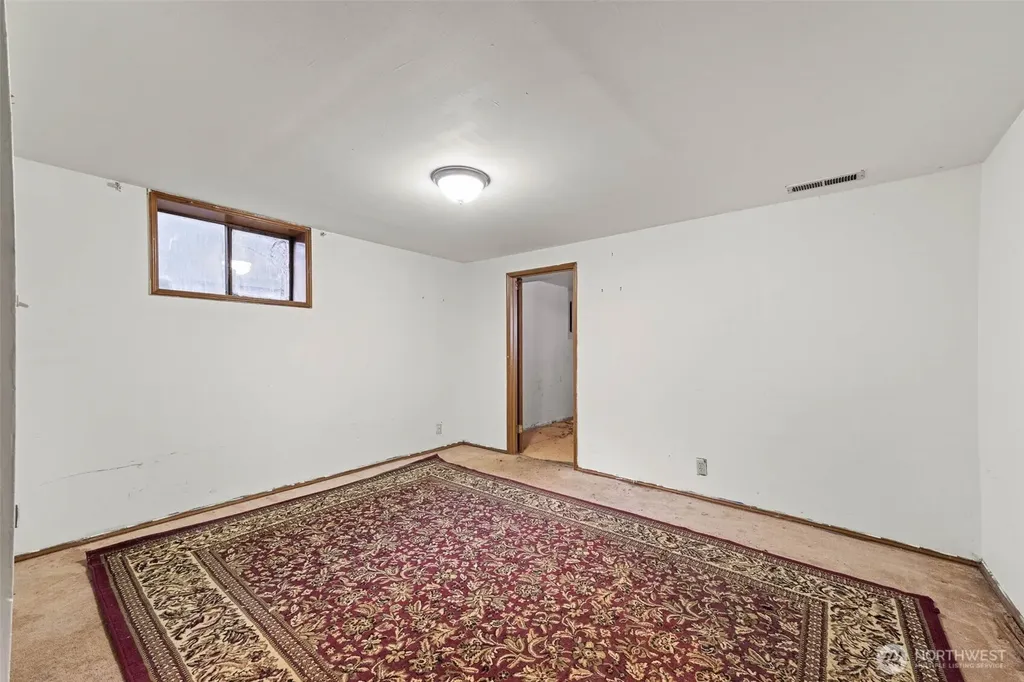 11419 Crestwood Drive S Seattle WA 98178