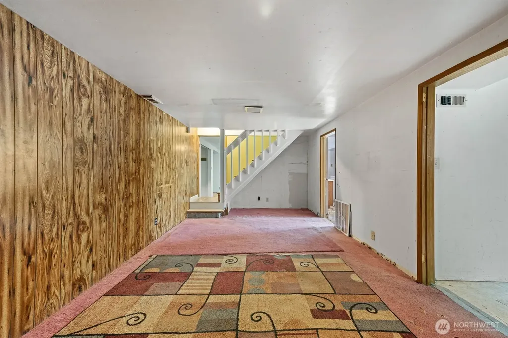 11419 Crestwood Drive S Seattle WA 98178