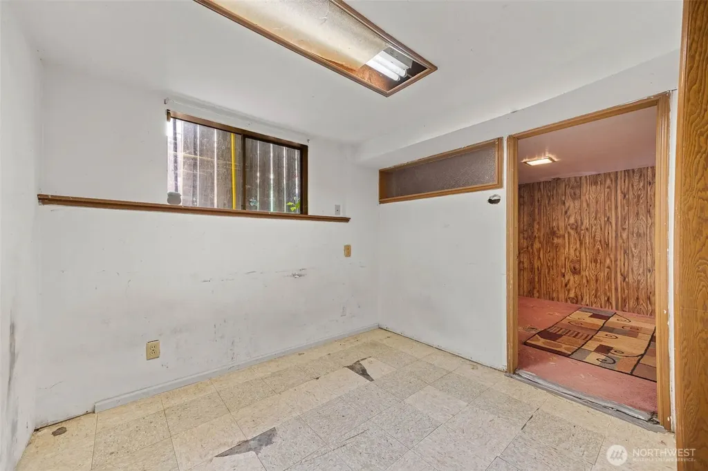 11419 Crestwood Drive S Seattle WA 98178