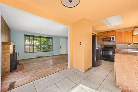 11419 Crestwood Drive S Seattle WA 98178