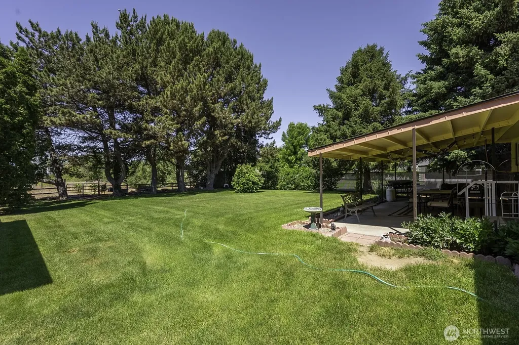 4934 Road L.9 NE Moses Lake WA 98837