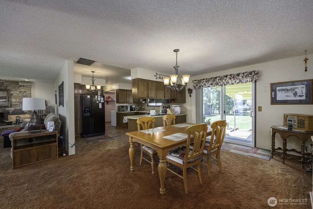 4934 Road L.9 NE Moses Lake WA 98837