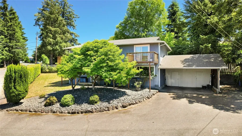 2533 Fir Avenue Bremerton WA 98310