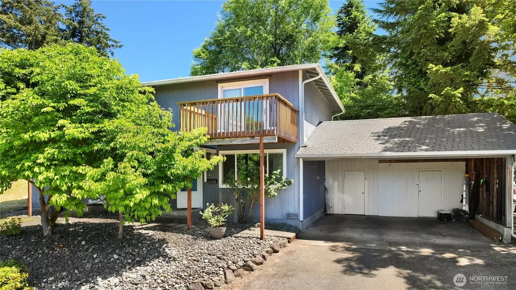 2533 Fir Avenue Bremerton WA 98310