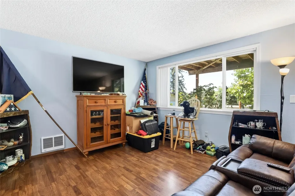 2533 Fir Avenue Bremerton WA 98310
