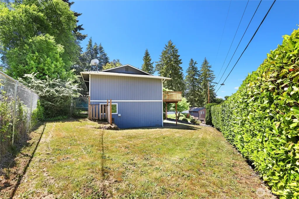 2533 Fir Avenue Bremerton WA 98310
