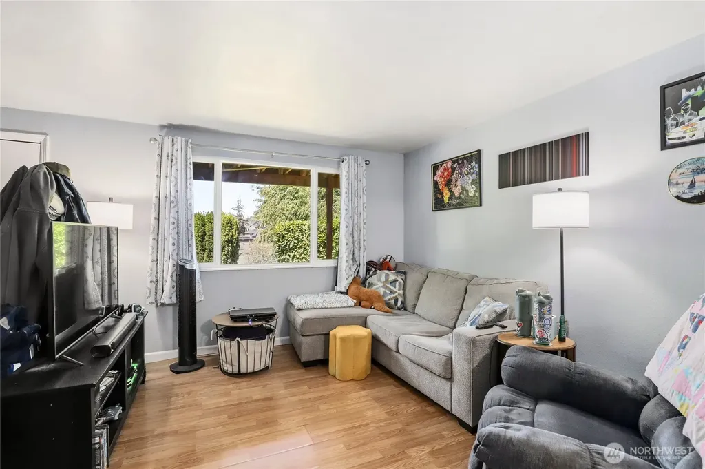 2533 Fir Avenue Bremerton WA 98310