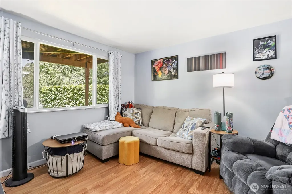 2533 Fir Avenue Bremerton WA 98310